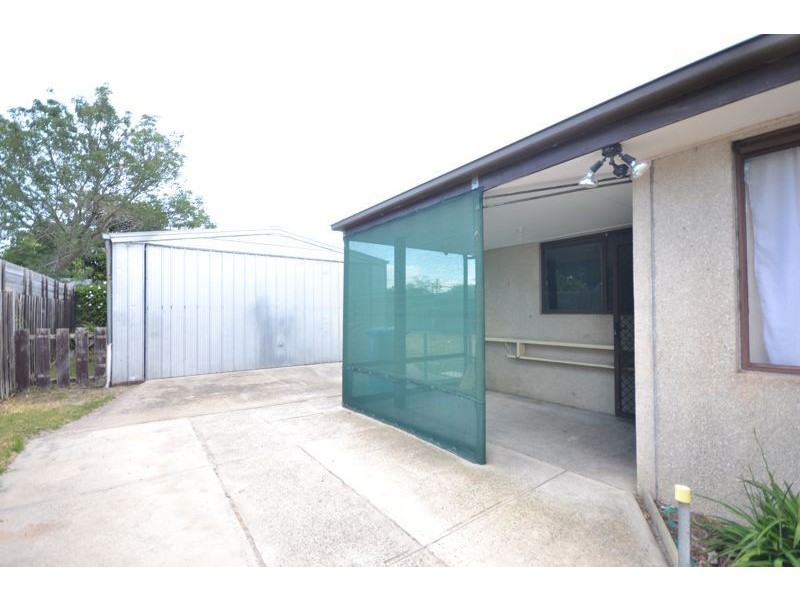 1 Fairbairn Road, Cranbourne VIC 3977