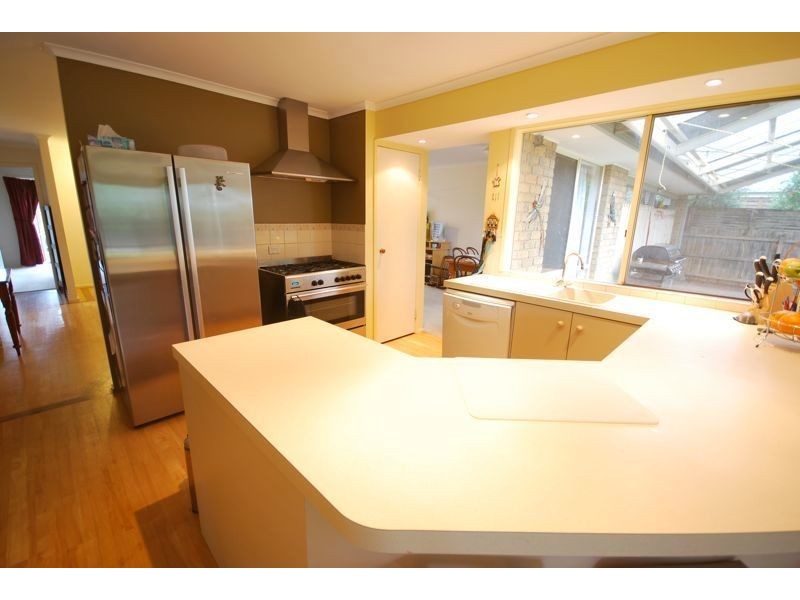 5 Reginald Court, Cranbourne VIC 3977