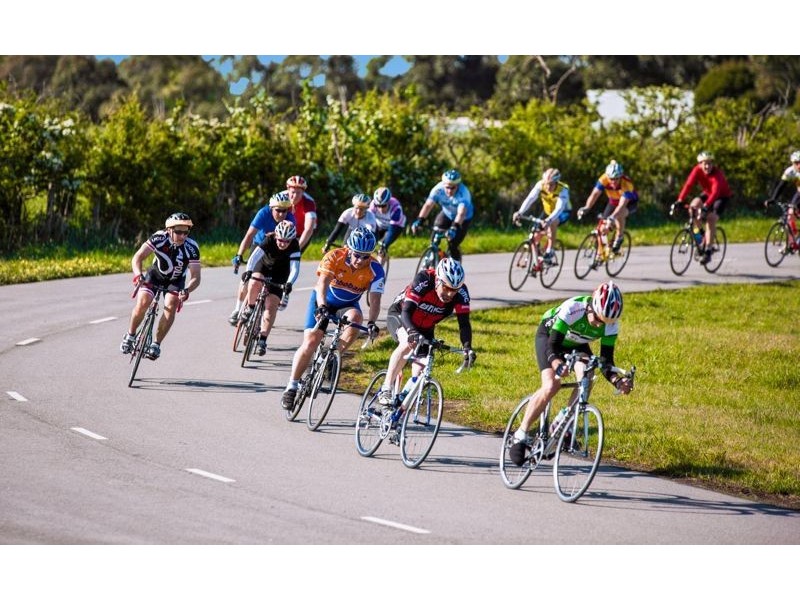 12 Pasadena Boulevard, Clyde VIC 3978