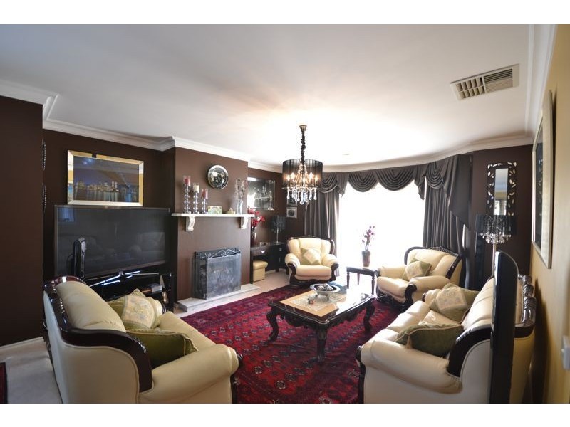 152 Maramba Drive, Narre Warren VIC 3805