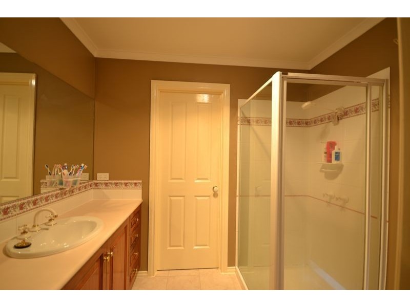 152 Maramba Drive, Narre Warren VIC 3805