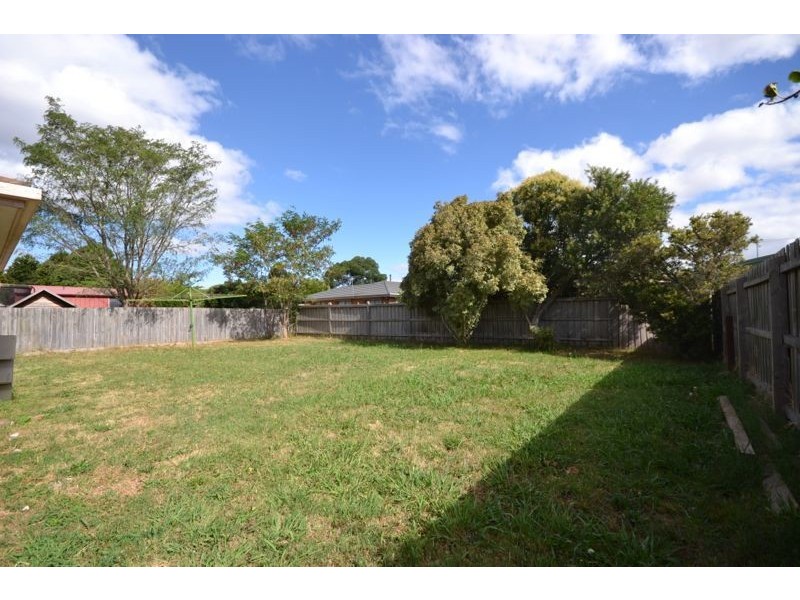 33 Fleetwood Drive, Narre Warren VIC 3805