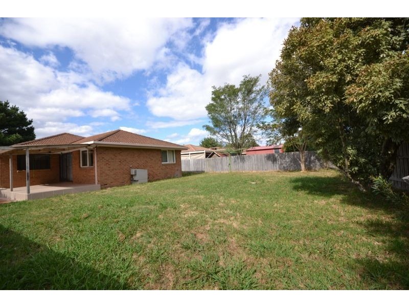 33 Fleetwood Drive, Narre Warren VIC 3805