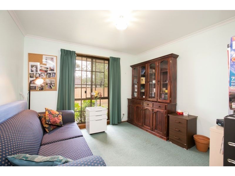 2/24 Princess Maria Place, Hampton Park VIC 3976