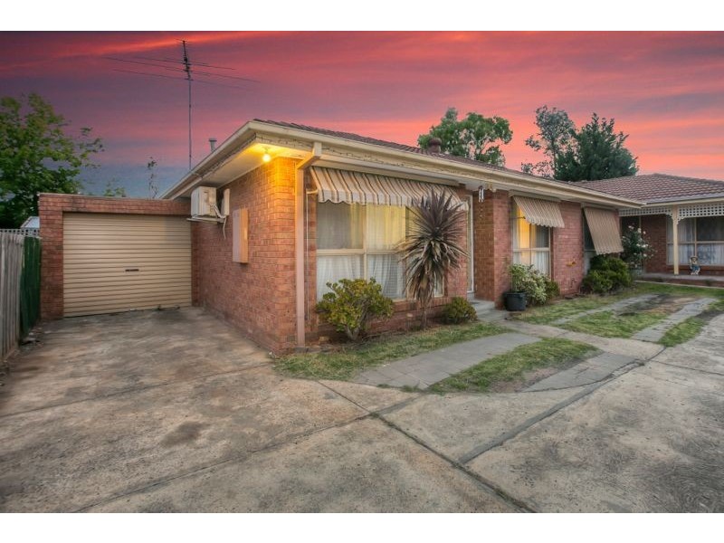 2/21 Bride Avenue, Hampton Park VIC 3976