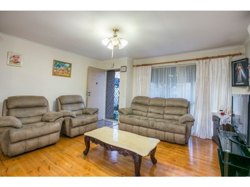 2/21 Bride Avenue, Hampton Park VIC 3976