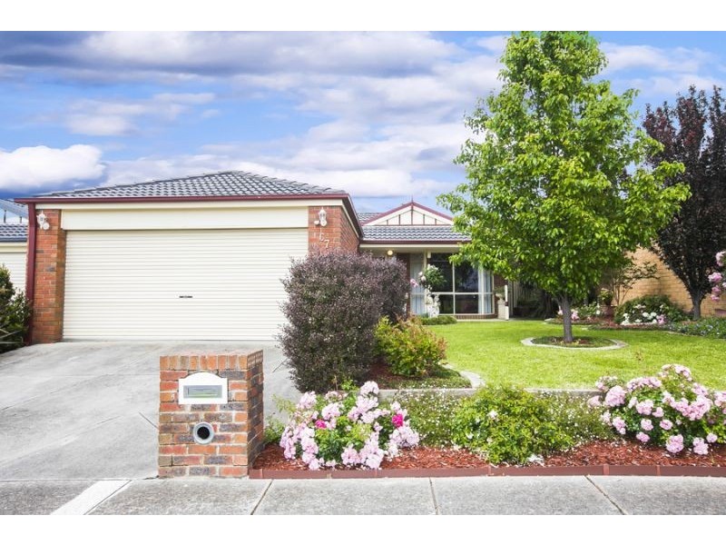 67 Dartmoor Drive, Cranbourne East VIC 3977
