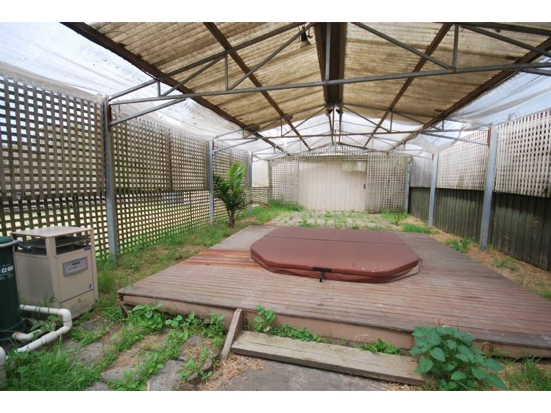 67 Hoysted Avenue, Cranbourne North VIC 3977