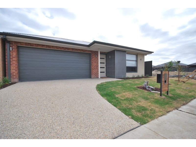 5 Tristram Rise, Clyde VIC 3978