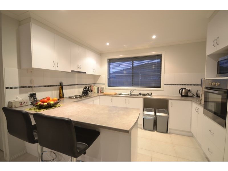 8 Barnes Way, Koo Wee Rup VIC 3981