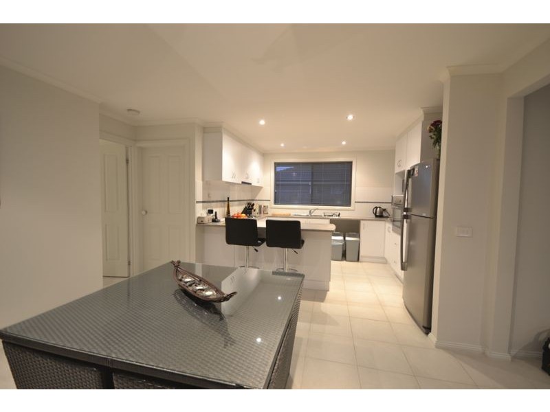 8 Barnes Way, Koo Wee Rup VIC 3981