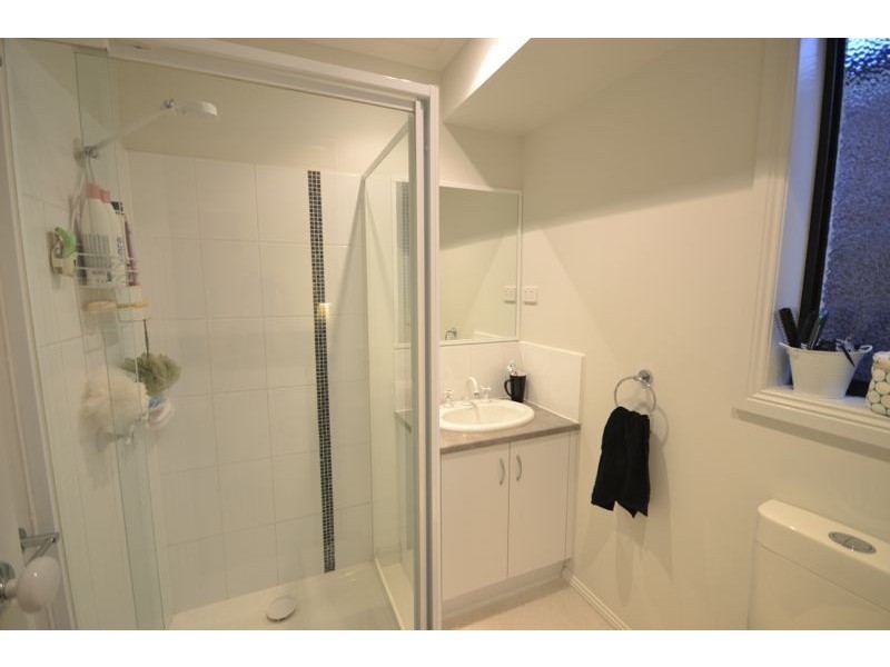 8 Barnes Way, Koo Wee Rup VIC 3981