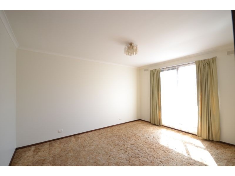 3 Ruffy Drive, Cranbourne VIC 3977