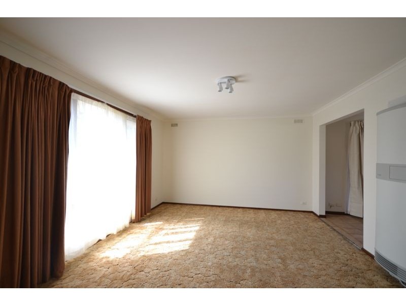 3 Ruffy Drive, Cranbourne VIC 3977