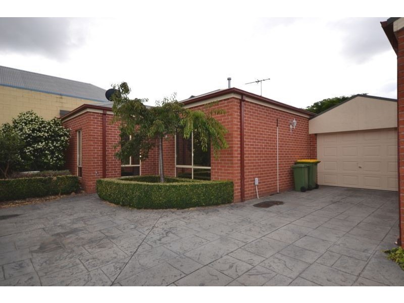 3/28 Wood Street, Beaconsfield VIC 3807