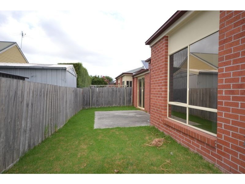 3/28 Wood Street, Beaconsfield VIC 3807