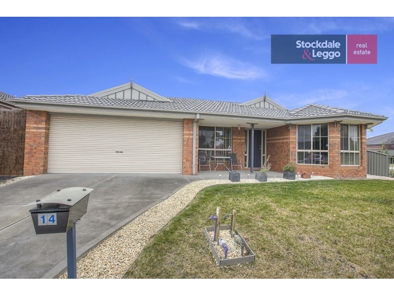 14 Mossman Drive, Cranbourne East VIC 3977