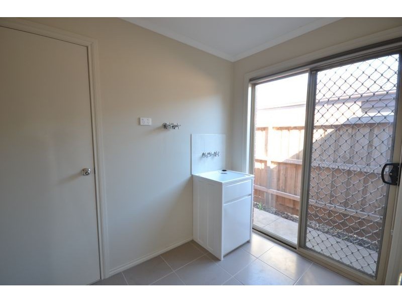 9 Pallyang Lane, Cranbourne VIC 3977