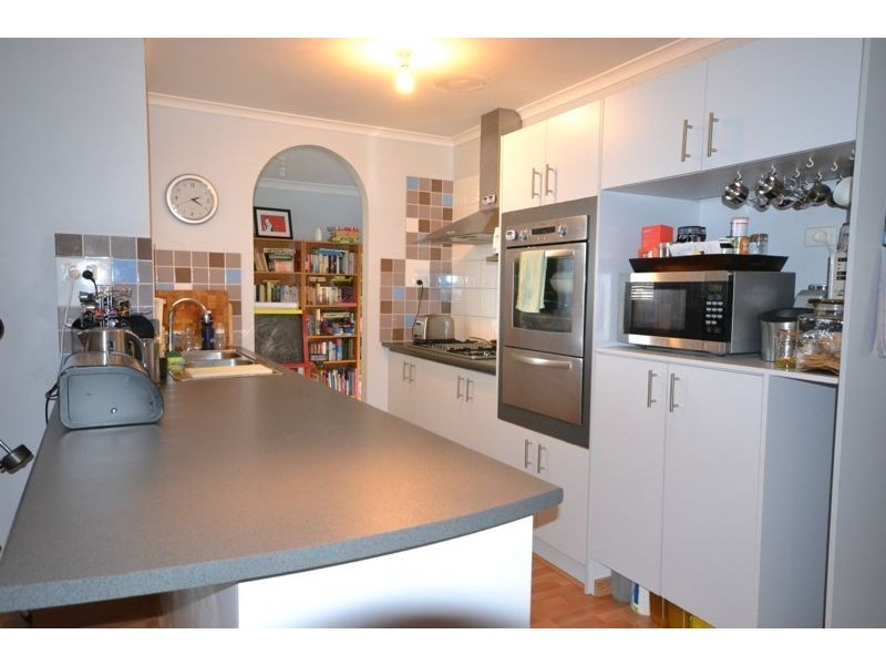 28 Michelle Drive, Hampton Park VIC 3976