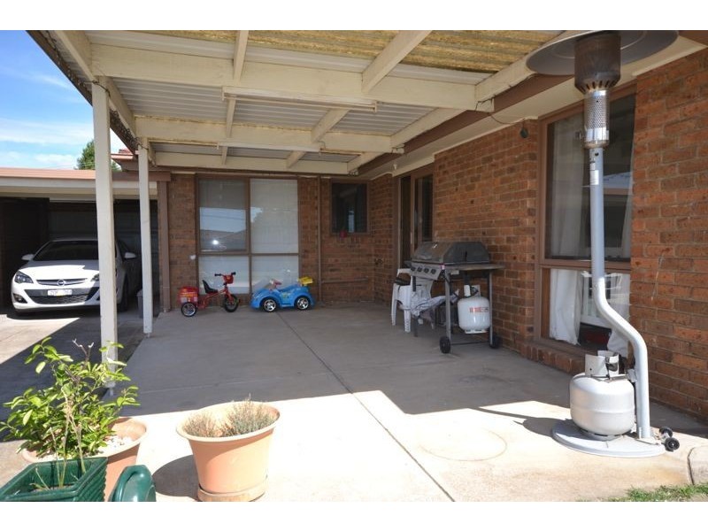 28 Michelle Drive, Hampton Park VIC 3976