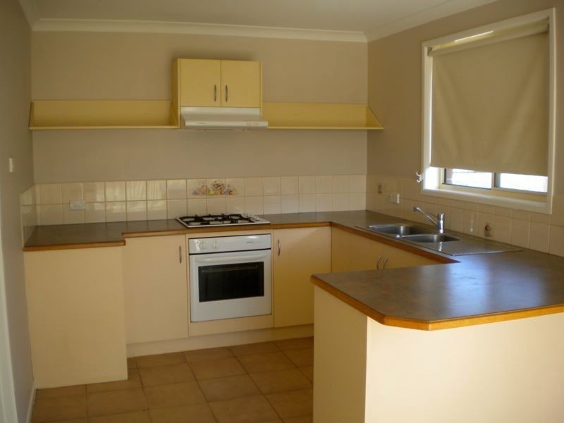 1/25 Coriyule Court, Cranbourne North VIC 3977