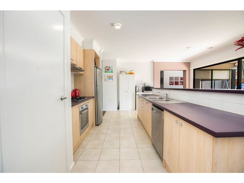 12 Emmett Avenue, Berwick VIC 3806