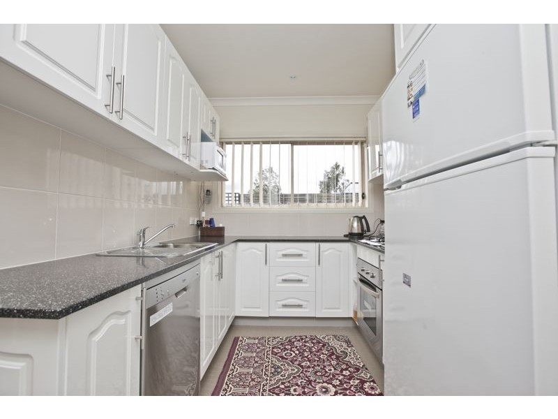 2/52 Marylyn Place, Cranbourne VIC 3977