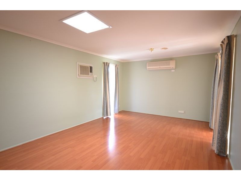 9 Browtop Road, Narre Warren VIC 3805