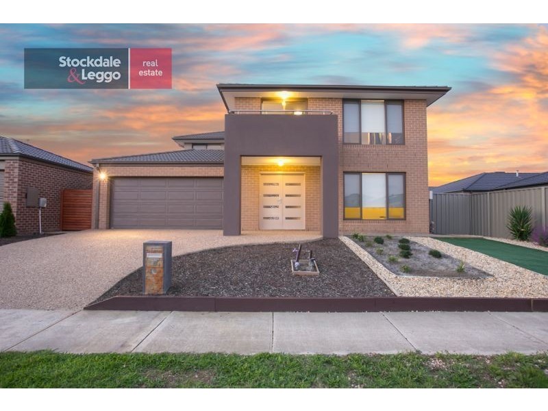 18 Ardent Crescent, Cranbourne East VIC 3977