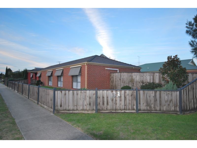 33 Gentle Annie Drive, Blind Bight VIC 3980