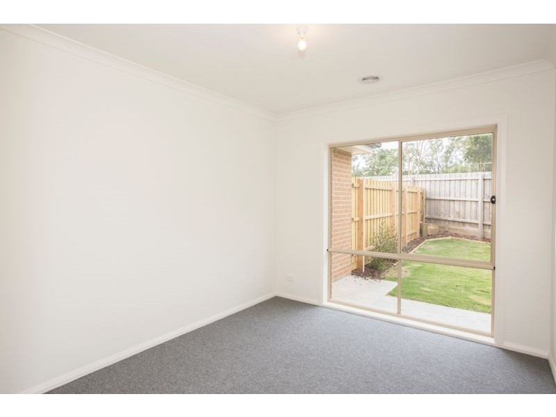 4/16-18 Phelan Drive, Cranbourne VIC 3977