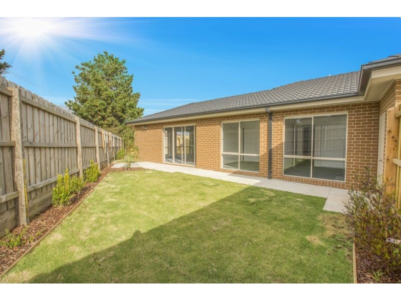 6/16-18 Phelan Drive, Cranbourne North VIC 3977