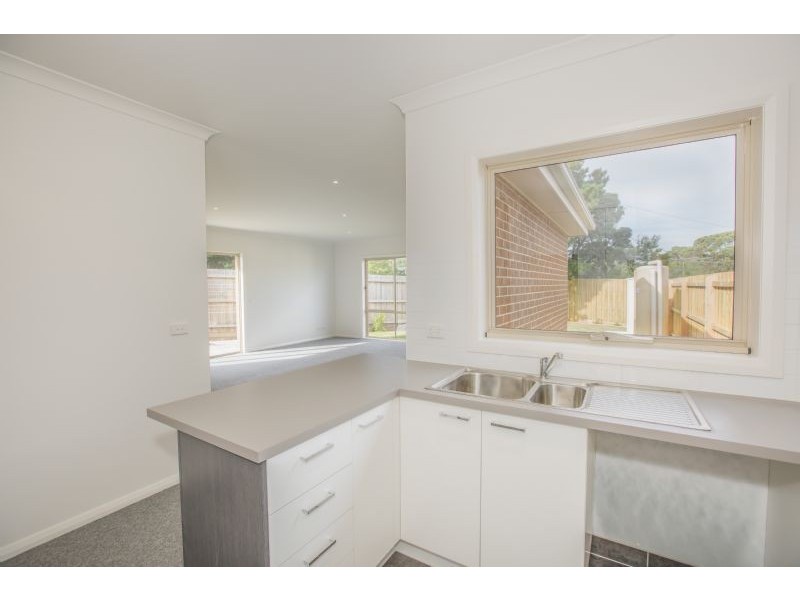 6/16-18 Phelan Drive, Cranbourne North VIC 3977