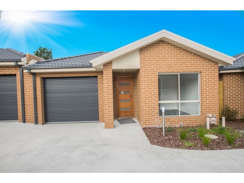 8/16-18 Phelan Drive, Cranbourne VIC 3977