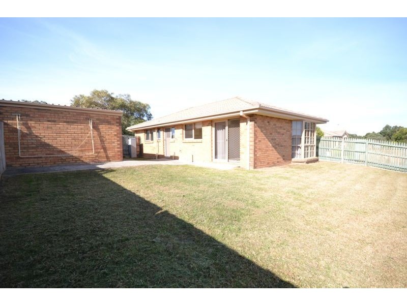 1/3 Pellita Way, Langwarrin VIC 3910