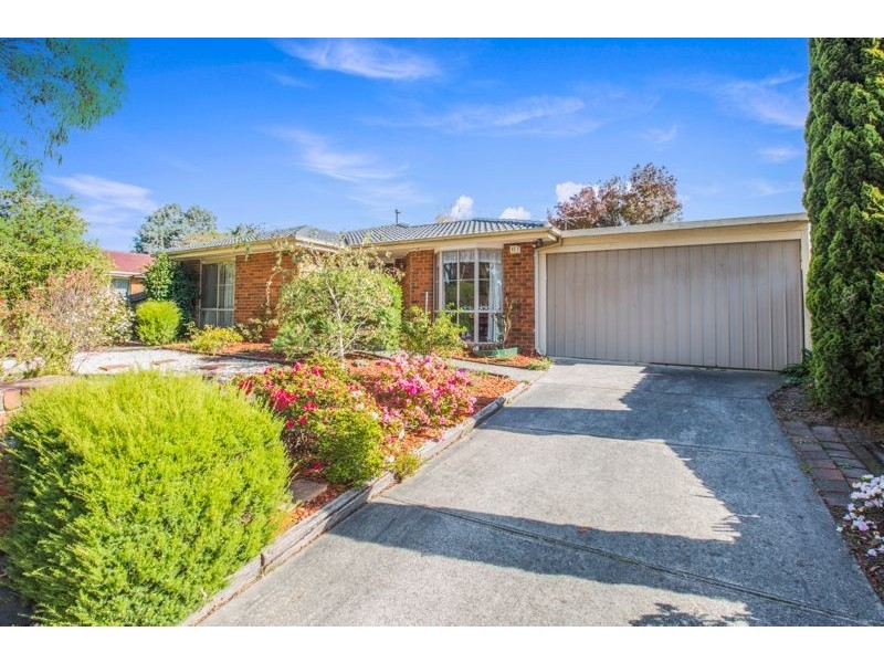 143 Monahans Road, Cranbourne West VIC 3977
