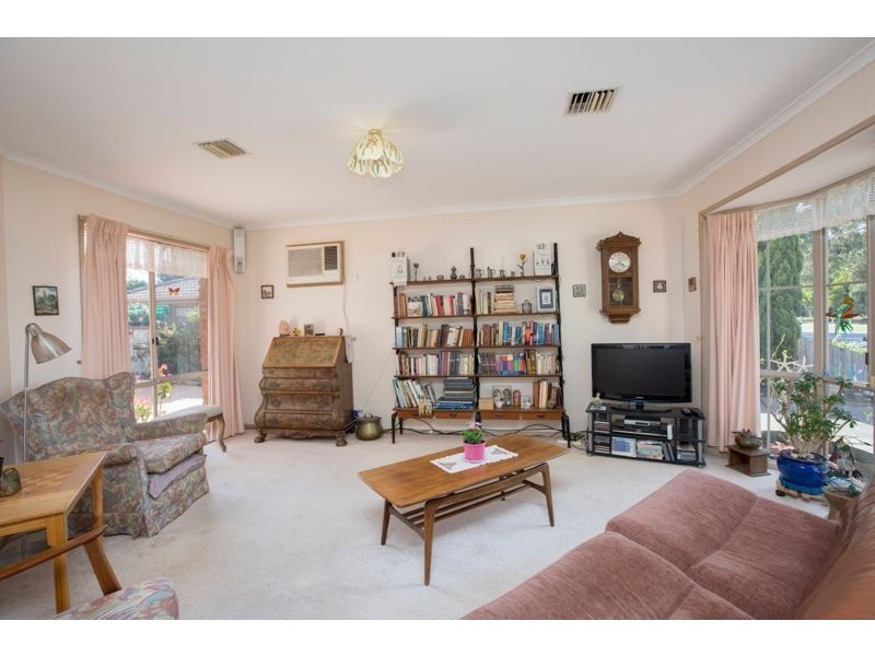 143 Monahans Road, Cranbourne West VIC 3977