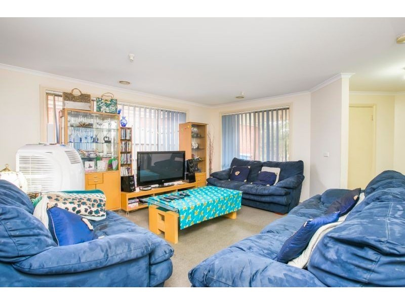 40 Raisell Road, Cranbourne West VIC 3977