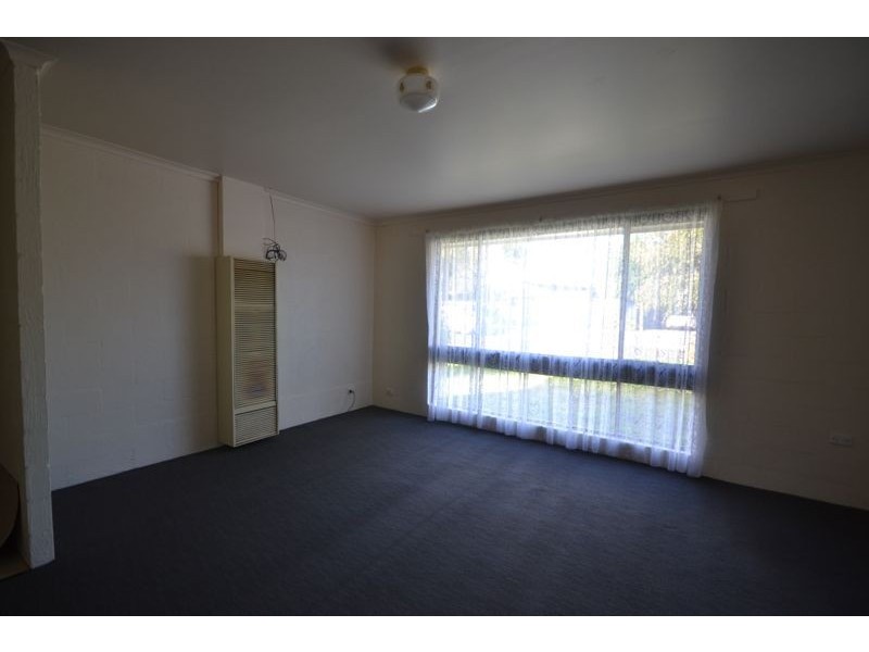 1/19 Bowen Street, Cranbourne VIC 3977