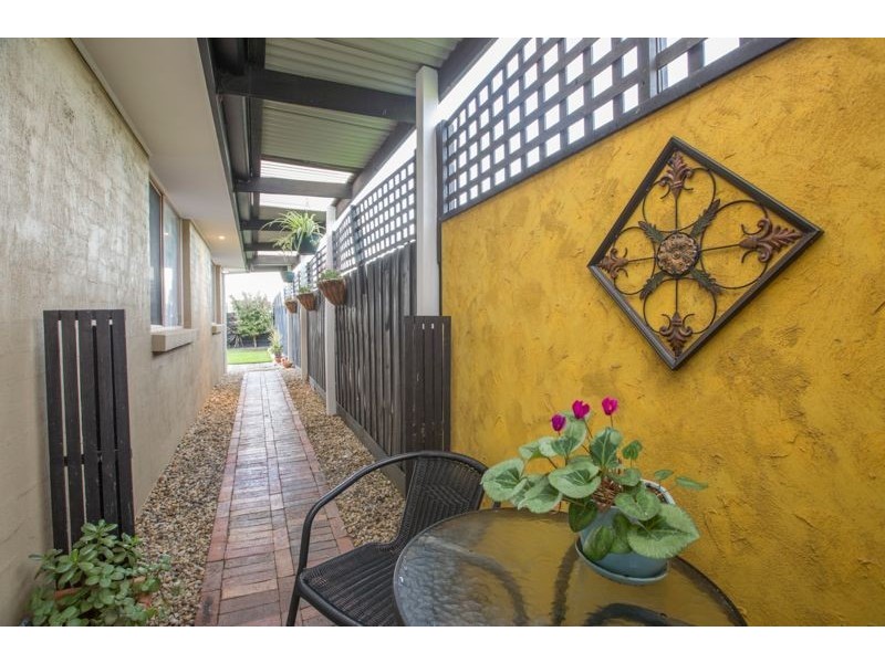 58 Rachel Drive, Cranbourne North VIC 3977