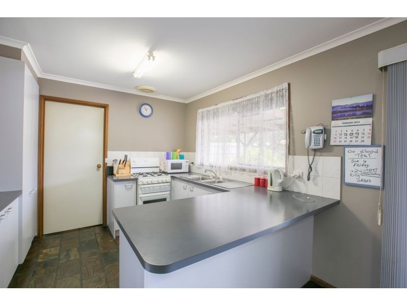 37 Craig Road, Junction Village VIC 3977