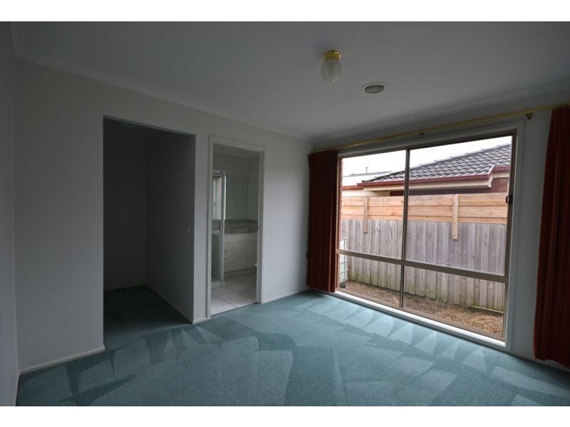 12 Lassiter Court, Narre Warren VIC 3805