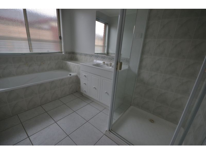 12 Lassiter Court, Narre Warren VIC 3805