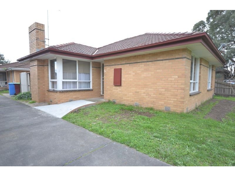 1/27 Harry Street, Cranbourne VIC 3977