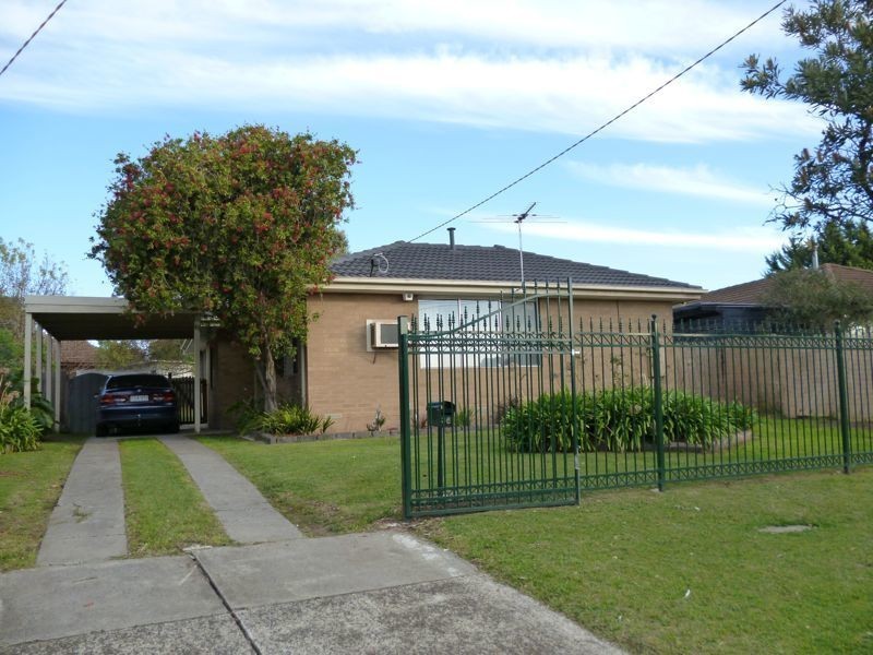 36 Chomley Street, Cranbourne VIC 3977