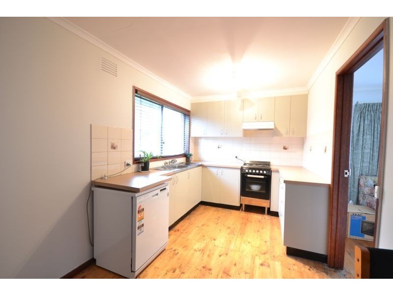 36 Chomley Street, Cranbourne VIC 3977