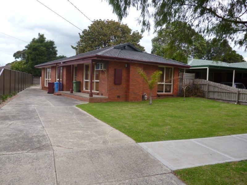 52 Lurline Street, Cranbourne VIC 3977