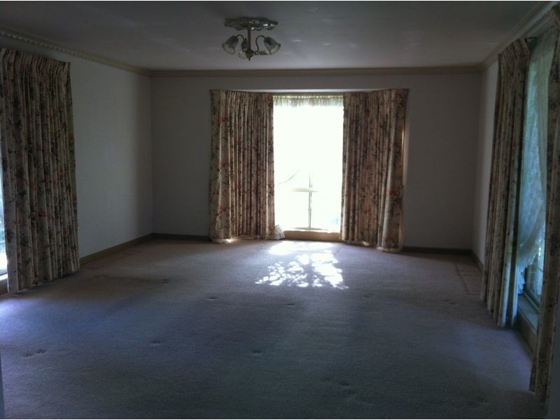 1/6 Russell Street, Cranbourne VIC 3977