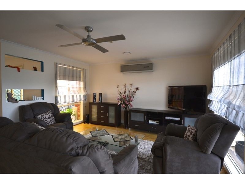 49A Lakeview Drive, Narre Warren South VIC 3805