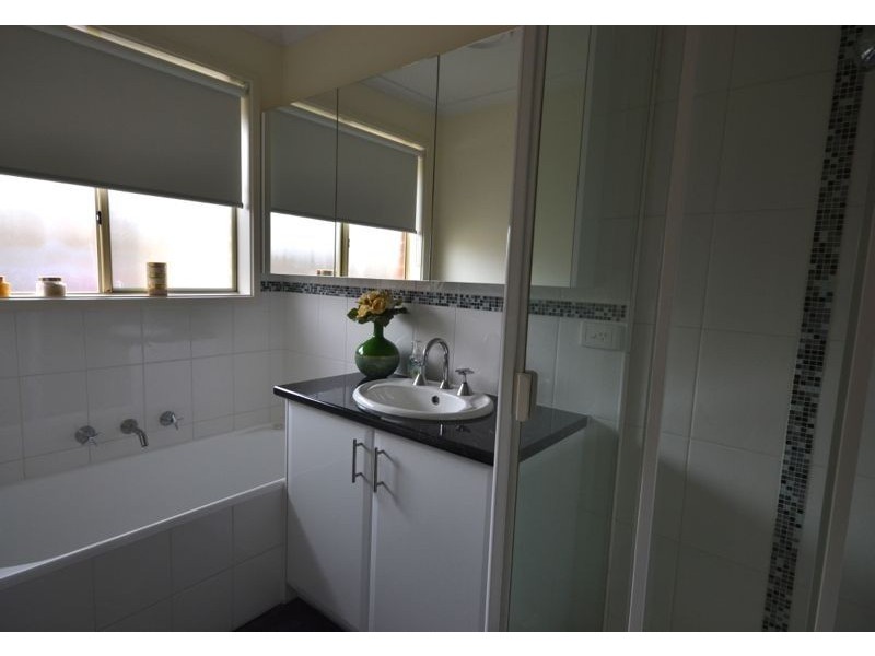 49A Lakeview Drive, Narre Warren South VIC 3805